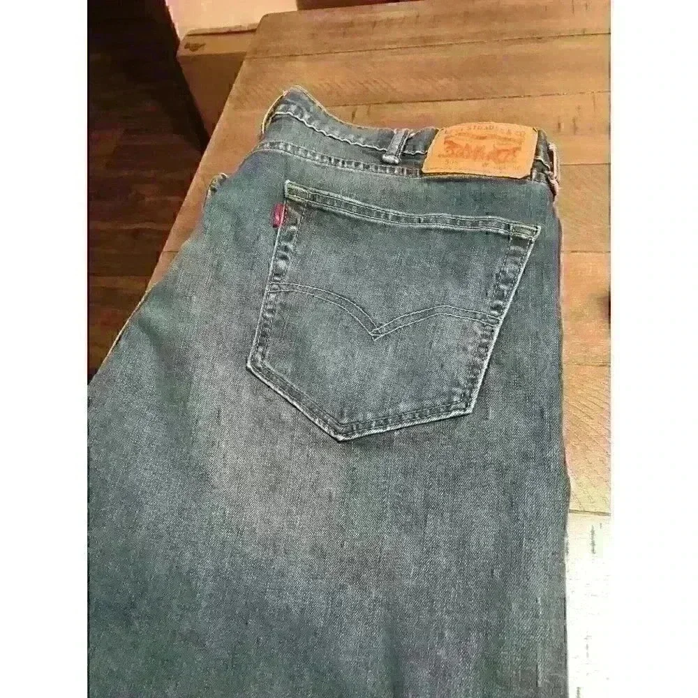 Levi's Jeans 505 Regular Straight Medium wash denim Sz‎ 40x30